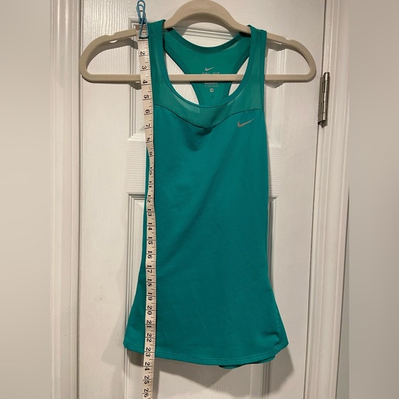 Nike Size XS Turquoise Dri-Fit Racerback Athletic Tank Top Zipper Pocket Running - Picture 9 of 11